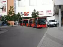 RBS-,Bus auf der Linie 757, von B�blingen nach Renningen bei der Abfahrt am Sindelfinger ZOB.