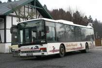 Klingenfu 48 (ME KL 481) mit der Linie 751 nach Dsseldorf Angermund.
Aufgenommen am Bf Hsel,2.3.2010.