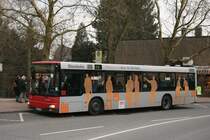 Rheinbahn 7325 (D ZZ 7325) mit Werbung fr die Messe Dsseldorf.
Aufgenommen mit der Linie 016 nach Ratingen Ost am 2.3.2010.