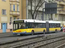 Solaris Urbino als SEV f�r die Stra�enbahnlinie M13 zwischen Wei�ensee Berliner Allee/Indira-Ghandi-Stra�e und Prenzlauer Berg Prenzlauer Allee/Ostseestra�e.