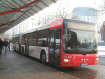 Auf der Fahrt von Gr�pelingen nach Neuenkirchen macht der Wagen 4580 einen kleinen Moment Pause am BF Vegesack. 