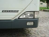 Der Scheinwerfer eines MB Citaro. Aufgenommen am 03.08.07