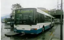 Aus dem Archiv: VBL Luzern Nr. 123/LU 15'023 Volvo/Hess am 30. November 1997 Luzern, Bahnhof