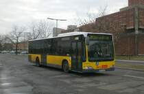 Mercedes-Benz O 530 II (Citaro Facelift) auf der Linie 347 nach Stralau Tunnelstrae an der Haltestelle Tiergarten Philharmonie.