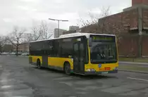 Mercedes-Benz O 530 II (Citaro Facelift) auf der Linie 347 nach Stralau Tunnelstra�e an der Haltestelle Tiergarten Philharmonie.
