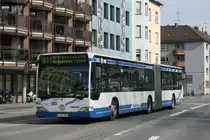 WSW 0563 (W SW 1563) am Bahnhof Barmen mit der Linie 611 nach W-Katernberg.
17.3.2010