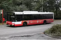 Der 2002 gebaute MAN A21 der 2.Generation auf Friedhofeinsatz am 30.September 2009 an der Haltestelle Maisredder.