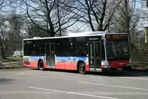 Der 2009 an die HHA gelieferte Citaro (Faclift) 2913 des Btf. Hummelsb�ttel am 02.April 2010 am U-Ochsenzoll auf der Linie 292 wo er eine Viertelstunde sp�ter zum Flughafen aufbrechen wird. 