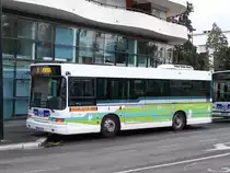 Drei Heuliez GX 117 fahren in Vichy, und werden auf die Linien 6 und 7 eingesetzt. Wagen Nr 102 an der Haltestelle Hotel de Ville am 27/03/10.