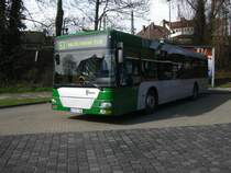 HI-RV 100 (Regionalverkehr Hildesheim GmbH) am ZOB in Hildesheim.