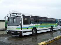 Es sind noch 2 Renault PR 100.2 in Vichy. Wagen Nr 233 am Busbahnhof am 28/03/10.