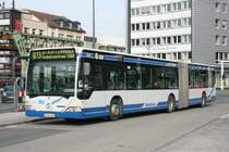 WSW 0576 (W SW 1576) am HBF wuppertal mit der Linie 613.
17.3.2010
