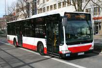 Der in Hummelsbttel stationierte 2721 der HHA am 4.April 2010 in S-Poppenbttel wo er nach einer langen Pause auf der Linie 178 zurck nach Heimgarten fahren wird.