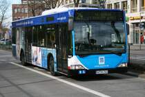 Einer von drei an die HHA ausgelieferten Citaros von 2005 mit einer strkeren Maschine. Alle(2501-03)stehen stehen in Hummelsbttel und fahren ganz normal im Plandienst. Hier 2502 mit Werbung fr das Wellness- und Fitnesscenter Aspria am 4.April 2010 in S-Poppenbttel auf der Linie 24 in Richtung U-Niendorf Markt.