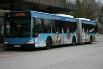 Der in Langenfelde beheimatete MB O530 G Nr.7843 auf der Linie 5 zum AKN Bahnhof Burgwedel am 5.April 2010 in U-Niendorf Markt. 
