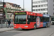 WSW 0706 (W SW 1706) mit Werbung fr den Wuppertaler SV.
Aufgenommen am HBF Wuppertal, 17.3.2010.