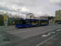 MAN Gelenkbus mit Vollwerbung  Nacht Express  der WSW Wuppertal.
Aufnahmeort Wuppertal HBF