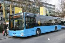 WSW 0915 (W SW 3915) am HBF Wuppertal mit der Linie 623.
17.3.2010