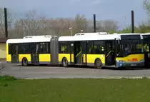 Solaris Urbino auf der Linie 197 nach S-Bahnhof Mahlsdorf an der Haltestelle Falkenberg.