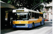 Aus dem Archiv: TC La Chaux-de-Fonds Nr. 111 NAW/Hess Trolleybus am 6. Juli 1999 La Chaux-de-Fonds, Bahnhof