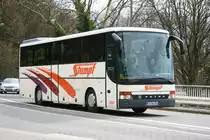 Stumpf Reisen (FD AM 252) bringt Fussballfans zum Spiel
Borussia Dortmund - Werder Bremen nach Dortmund.
Aufgenommen an der Westfallenhalle am 3.4.2010.