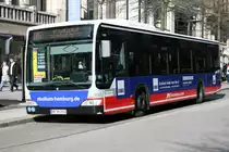 Der HHA Schnellbus 6908 vom Typ MB O530 am 15.April 2010 in der M�nckebergstr.