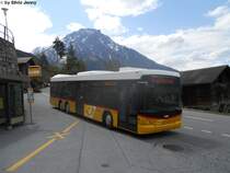 Postauto/PU In-Albon VS 32092 (Scania/Hess K360UB) am 27.4.2010 in Rosswald, Talstation. PU In-Albon ist nur so nebenbei mit Postauto fahren beschftigt, nebenbei betriebt diese Firma auch noch ein Heizl-Unternehmen. Dies ist auch der das einzige In-Albon Postauto, bei dessem Ausfall stellt die Regie Brig ein Ersatzwagen.
