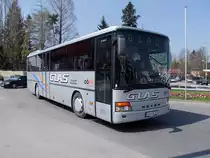 SETRA-S315H dreht im Kreisverkehr in Ried i.I. eine Runde;100417