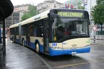 Seit Ende 2009 ist auch die zweite Serie Solaris-Gelenkbusse bei FART im Einsatz. Die Wagen haben die Doppelst�cker aus dem Planeinsatz im Maggiatal verdr�ngt und pr�gen zusammen mit den ebenfalls neuen Urbino 10 immer mehr das Bild der FART. Wagen 11 ist hier am 6.5.2010 beim Bahnhof zu sehen. 