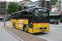 F�r Reserve- und Sch�lereins�tze steht bei PU Starnini, Tenero, ein MAN/Lauber-Midibus aus 1995 im Einsatz. Der TI 25'600, hier am 6.5.2010 in Locarno, wird allerdings Ende Monat ersetzt. 