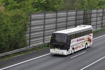 Neoplan Skyliner,auf der A2 bei Lehrte/Nidersachen am 13.05.2010.