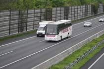 Volwo Reisebus,auf der A2 bei Lehrte/Nidersachen am 13.05.2010.
