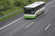 Mercedes Integro 0 550 von  Autobus Sachsen , auf der A2 bei Lehrte/Nidersachen am 13.05.2010