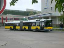 Solaris Urbino als SEV fr die Straenbahnlinie M6 zwischen S-Bahnhof Marzahn und Lichtenberg Hohenschnhauser Strae/Weienseer Weg.