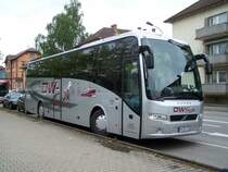 Volvo 990 in Singen am 14/05/10.