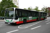 Der 2002 fr die HHA gebaute Citaro G mit der Nummer 7232 am 14.Mai 2010 auf der Linie 7 in Barmbek