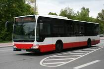 Der 2010 fr die HHA gebaute Citaro mit der Nummer 1013 am 14.Mai 2010 auf der Linie 213 in Barmbek