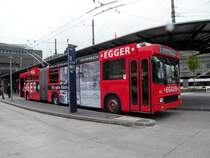NAW Hess Trolleybus mit der Betriebsnummer 191 und der Vollwerbung fr Egger Kchen am Bahnhof Luzern. Die Aufnahme stammt vom 04.05.2010.
