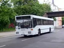 Mercedes-Benz O 405 N (Niederflur-Stadtversion) als SEV f�r die S-Bahnlinie 3 zwischen S-Bahnhof N�ldnerplatz und Lichtenberg Mellenseestra�e.