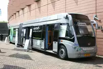 Diesen APTS von der VDL Group habe ich bei der Hydrogen Energy Conference 2010 in Essen Aufgenommen.
Hier steht der Bus vor den Messecenter S�d, 17.5.2010.