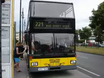 BERLIN-TEGEL in  SUMMER 2009

TYP: MAN SL 202 from 1992 (typ in end of 2009 out of service)

PLEASE VISIT :http://www.traditionsbus.de