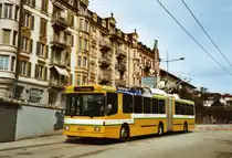 TN Neuch�tel Nr. 108 NAW/Hess Gelenktrolleybus am 22. M�rz 2010 Neuch�tel, Bahnhof