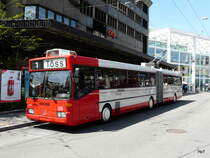 Stadtbus Winterthur - Trolleybus Mercedes O 405 GTZ Nr.156 unterwegs auf der Linie 1 in Winterthur am 11.05.2010