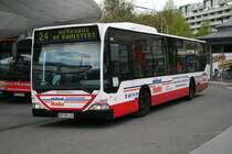 Der 2002 f�r die HHa gebaute Citaro mit der Nummer 2241 am 4.Mai 2010 auf der Busanlage Poppenb�ttel mit der Linie 24 Richtung Rahlstedt.
