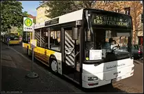 Im Schienenersatzverkehr zwischen N�ldnerplatz und Karlshorst ist dieser Bus der Fa. Reiselust Willi Brust & Sohn aus Panketal unterwegs (BAR KB 133, Typ MAN NL 313, gesehen Berlin N�ldnerplatz 21.05.2010)