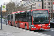Mewes Reisedienst (LM WM 806) am HBF Wiesbaden mit der Linie 274.
10.4.2010 