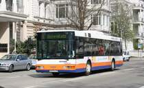 ESWE 18 (WI ZX 218) macht Werbung f�r den ASB.
Aufgenommen am HBF Wiesbaden.
10.4.2010