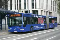 ESWE Verkehr 155 (WI QM 155) macht Werbung f�r Real Superm�rkte.
Aufgenommen am HBF Wiesbaden, 10.4.2010.