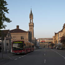 Bahnhofstra�e in Konstanz am Morgen des 22. Mai 2010: Der Citaro ist gerade eingefahren und wird einige Minuten verweilen (aufgrund der Tagesrandlage) und dann als Linie 1 in Richtung Autof�hre/Staad fahren.