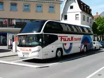 Reisebus Neoplan Starliner unterwegs in Konstanz am 11.05.2010